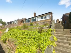 Front Of Property - click for photo gallery